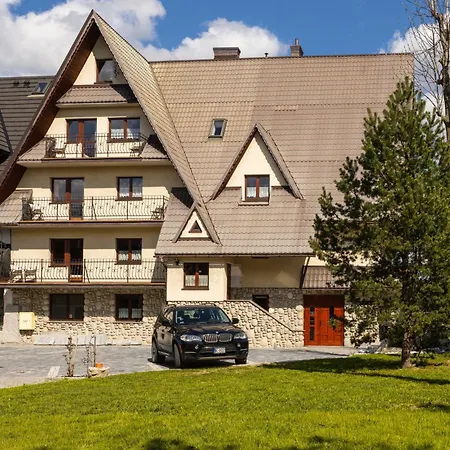 U Stachoniow * זקופאנה