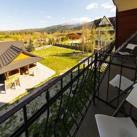 U Stachoniow זקופאנה