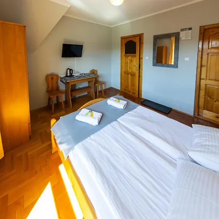 U Stachoniow בית אירוח זקופאנה